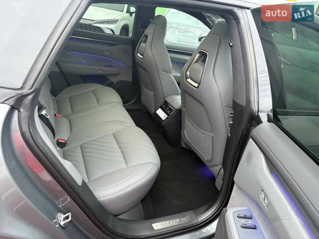 Серый Zeekr 001, объемом двигателя 0 л и пробегом 1 тыс. км за 46500 $, фото 34 на Automoto.ua