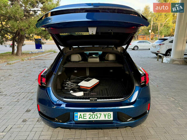 Синій Zeekr 001, об'ємом двигуна 0 л та пробігом 19 тис. км за 39500 $, фото 11 на Automoto.ua