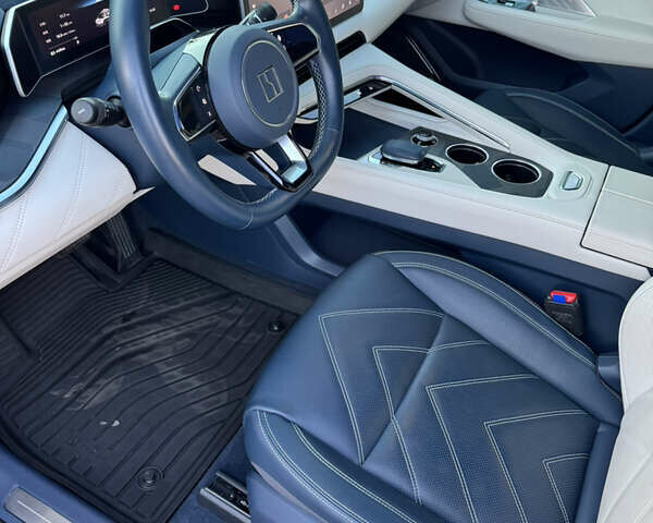 Синій Zeekr 001, об'ємом двигуна 0 л та пробігом 30 тис. км за 38999 $, фото 20 на Automoto.ua