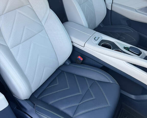 Синий Zeekr 001, объемом двигателя 0 л и пробегом 30 тыс. км за 38500 $, фото 15 на Automoto.ua
