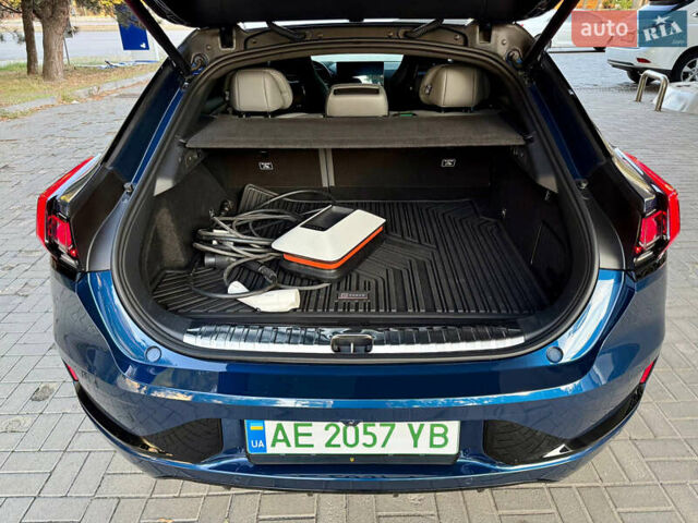 Синій Zeekr 001, об'ємом двигуна 0 л та пробігом 19 тис. км за 39500 $, фото 10 на Automoto.ua