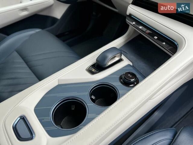 Синій Zeekr 001, об'ємом двигуна 0 л та пробігом 29 тис. км за 46900 $, фото 14 на Automoto.ua