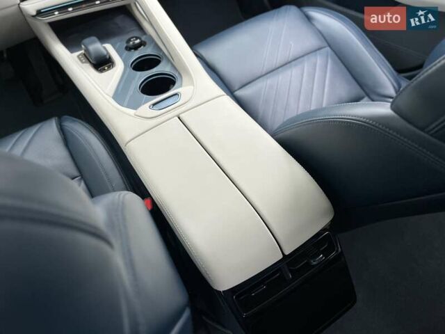 Синій Zeekr 001, об'ємом двигуна 0 л та пробігом 29 тис. км за 46900 $, фото 27 на Automoto.ua