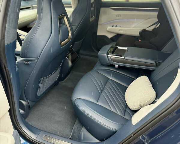 Синий Zeekr 001, объемом двигателя 0 л и пробегом 21 тыс. км за 43899 $, фото 9 на Automoto.ua