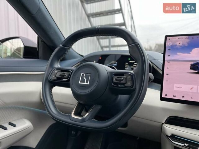 Синій Zeekr 001, об'ємом двигуна 0 л та пробігом 29 тис. км за 46900 $, фото 26 на Automoto.ua