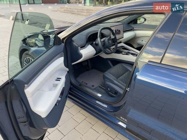 Синій Zeekr 001, об'ємом двигуна 0 л та пробігом 26 тис. км за 48000 $, фото 7 на Automoto.ua