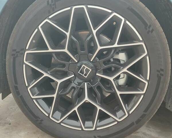 Синій Zeekr 001, об'ємом двигуна 0 л та пробігом 16 тис. км за 35690 $, фото 13 на Automoto.ua
