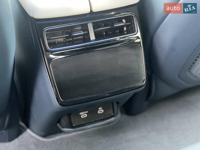 Синий Zeekr 001, объемом двигателя 0 л и пробегом 10 тыс. км за 39500 $, фото 22 на Automoto.ua