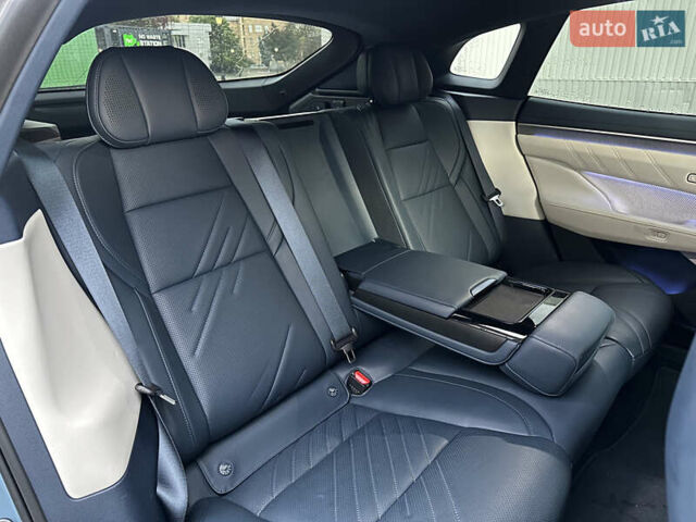 Zeekr 001 2025 в Киеве на Automoto.ua Синий Zeekr 001, объемом двигателя 0 л и пробегом 12 тыс. км за 45450 $, фото 10 на Automoto.ua