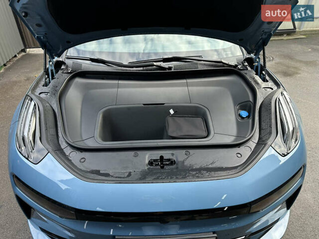 Zeekr 001 2025 в Киеве на Automoto.ua Синий Zeekr 001, объемом двигателя 0 л и пробегом 2 тыс. км за 53999 $, фото 32 на Automoto.ua