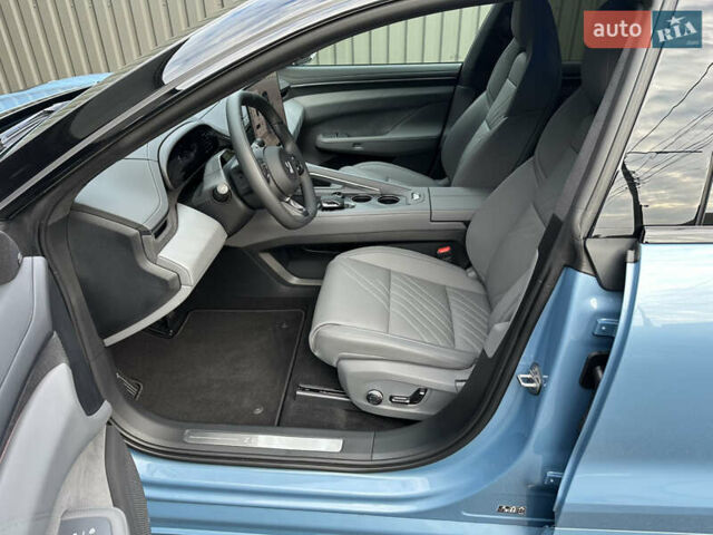 Zeekr 001 2025 в Киеве на Automoto.ua Синий Zeekr 001, объемом двигателя 0 л и пробегом 2 тыс. км за 53999 $, фото 17 на Automoto.ua