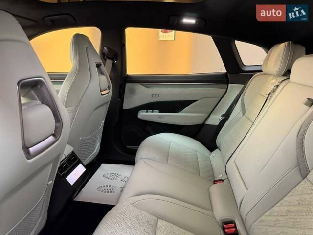 Синий Zeekr 001, объемом двигателя 0 л и пробегом 1 тыс. км за 45199 $, фото 18 на Automoto.ua