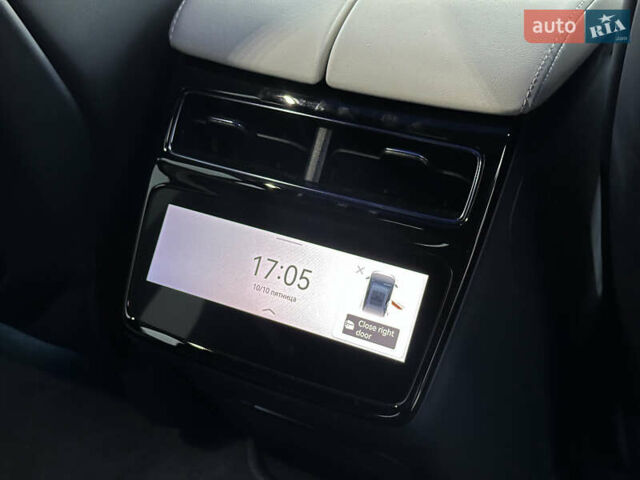 Zeekr 001 2025 в Киеве на Automoto.ua Синий Zeekr 001, объемом двигателя 0 л и пробегом 12 тыс. км за 45450 $, фото 11 на Automoto.ua