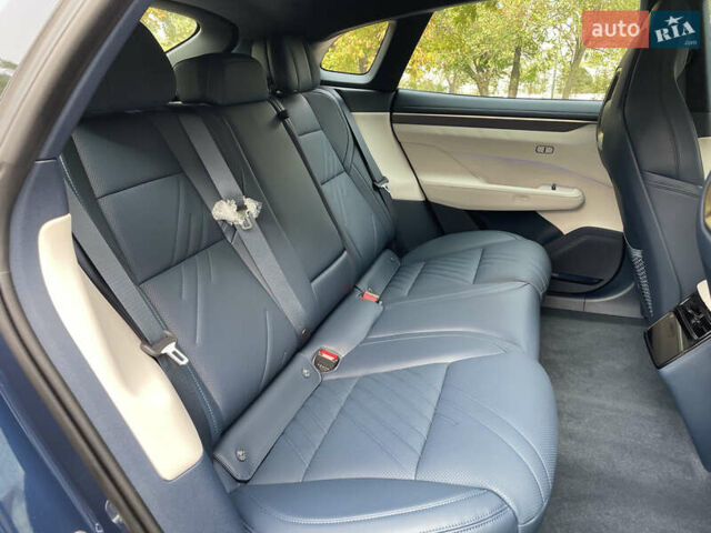Синий Zeekr 001, объемом двигателя 0 л и пробегом 1 тыс. км за 42900 $, фото 10 на Automoto.ua