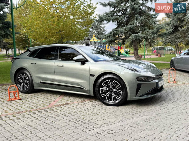 Zeekr 001 2024 в Могилев-Подольском на Automoto.ua Зеленый Zeekr 001, объемом двигателя 0 л и пробегом 7 тыс. км за 41000 $, фото 2 на Automoto.ua