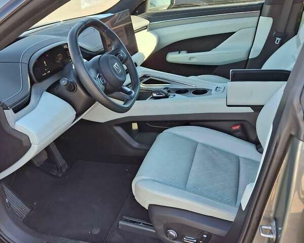 Зеленый Zeekr 001, объемом двигателя 0 л и пробегом 15 тыс. км за 45500 $, фото 5 на Automoto.ua