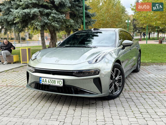 Zeekr 001 2024 в Могилев-Подольском на Automoto.ua Зеленый Zeekr 001, объемом двигателя 0 л и пробегом 7 тыс. км за 41000 $, фото 9 на Automoto.ua