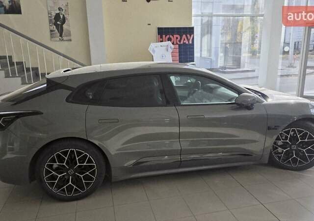 Зелений Zeekr 001, об'ємом двигуна 0 л та пробігом 12 тис. км за 42999 $, фото 5 на Automoto.ua