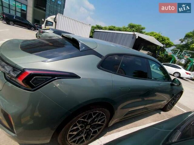 Зеленый Zeekr 001, объемом двигателя 0 л и пробегом 10 тыс. км за 41500 $, фото 3 на Automoto.ua