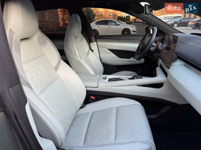 Зеленый Zeekr 001, объемом двигателя 0 л и пробегом 8 тыс. км за 42000 $, фото 15 на Automoto.ua