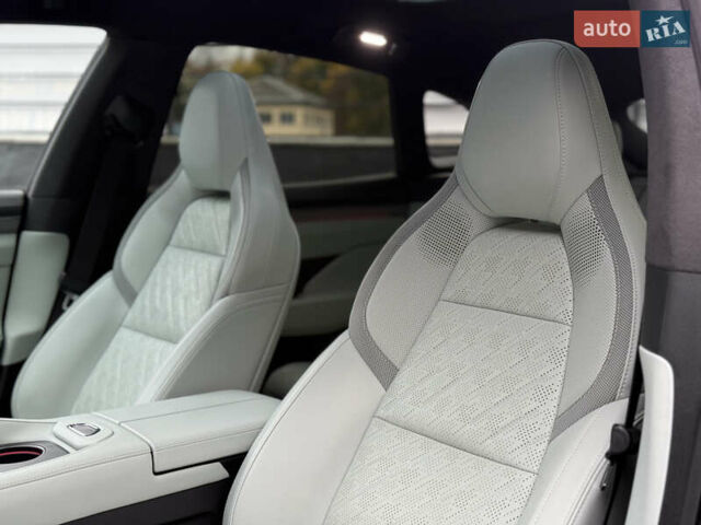 Zeekr 001 2024 у Києві на Automoto.ua Зелений Zeekr 001, об'ємом двигуна 0 л та пробігом 14 тис. км за 44999 $, фото 16 на Automoto.ua