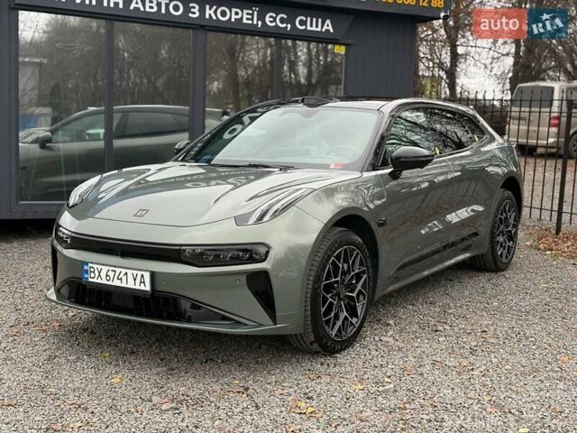 Зелений Zeekr 001, об'ємом двигуна 0 л та пробігом 13 тис. км за 46000 $, фото 4 на Automoto.ua