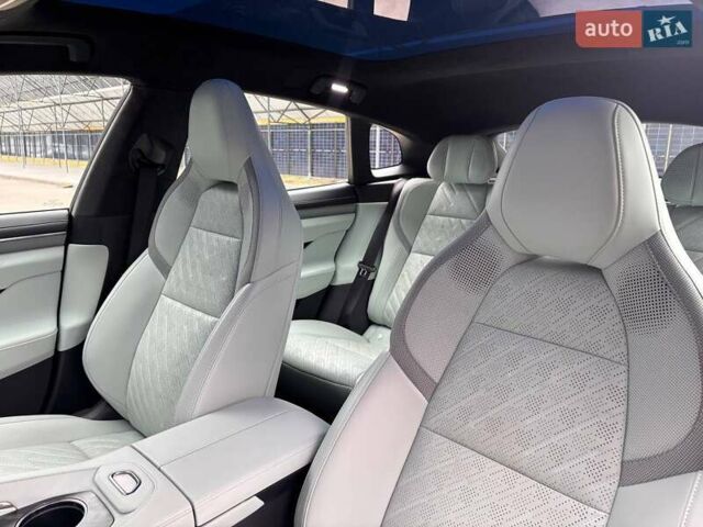 Зелений Zeekr 001, об'ємом двигуна 0 л та пробігом 11 тис. км за 37400 $, фото 19 на Automoto.ua