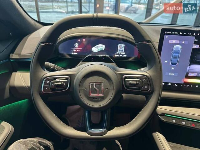 Зеленый Zeekr 001, объемом двигателя 0 л и пробегом 1 тыс. км за 39900 $, фото 18 на Automoto.ua