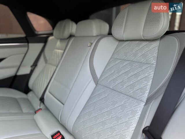 Зелений Zeekr 001, об'ємом двигуна 0 л та пробігом 13 тис. км за 42500 $, фото 14 на Automoto.ua