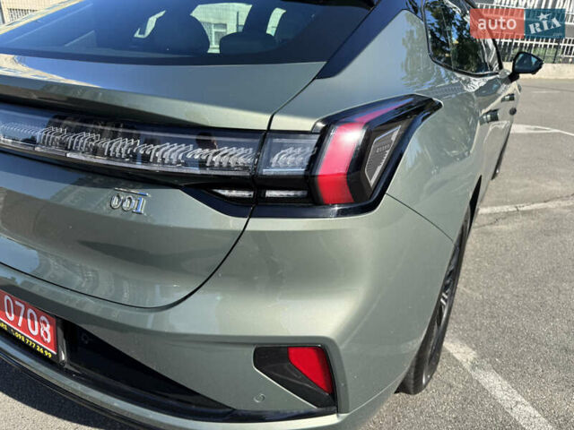 Зелений Zeekr 001, об'ємом двигуна 0 л та пробігом 5 тис. км за 39500 $, фото 14 на Automoto.ua