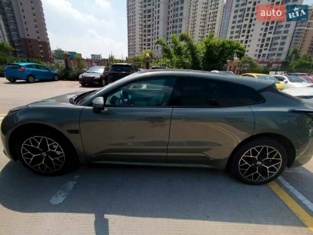 Зеленый Zeekr 001, объемом двигателя 0 л и пробегом 10 тыс. км за 41500 $, фото 6 на Automoto.ua