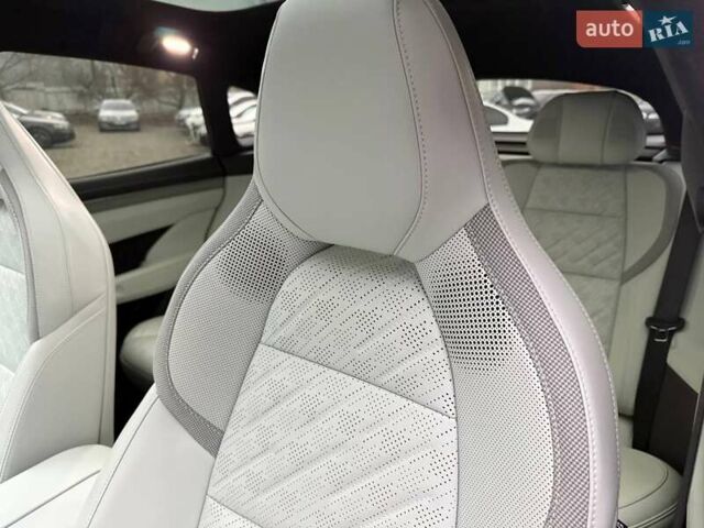 Зелений Zeekr 001, об'ємом двигуна 0 л та пробігом 13 тис. км за 46000 $, фото 27 на Automoto.ua