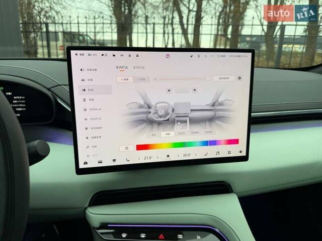 Зелений Zeekr 001, об'ємом двигуна 0 л та пробігом 13 тис. км за 46000 $, фото 49 на Automoto.ua