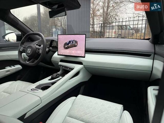 Зелений Zeekr 001, об'ємом двигуна 0 л та пробігом 13 тис. км за 46000 $, фото 39 на Automoto.ua