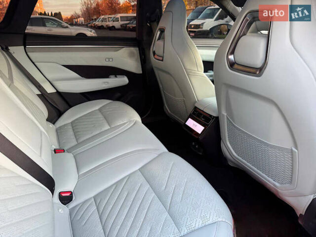 Зеленый Zeekr 001, объемом двигателя 0 л и пробегом 8 тыс. км за 42000 $, фото 22 на Automoto.ua