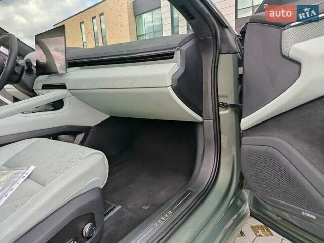 Zeekr 001 2024 в Хмельницком на Automoto.ua Зеленый Zeekr 001, объемом двигателя 0 л и пробегом 11 тыс. км за 38400 $, фото 38 на Automoto.ua