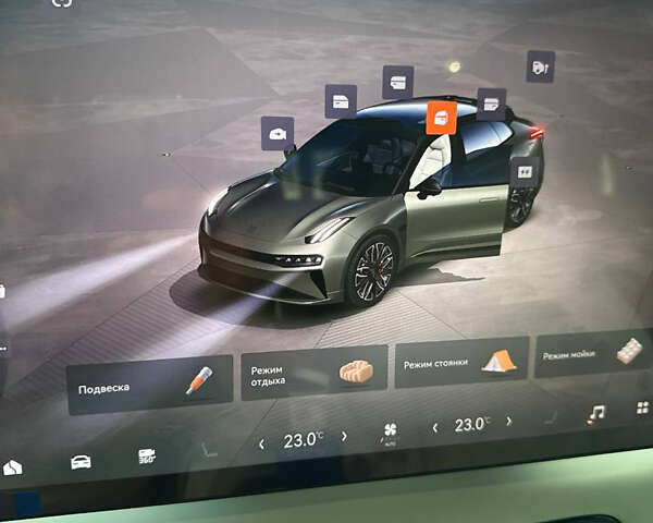 Зелений Zeekr 001, об'ємом двигуна 0 л та пробігом 11 тис. км за 46400 $, фото 2 на Automoto.ua