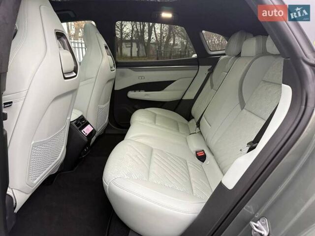 Зелений Zeekr 001, об'ємом двигуна 0 л та пробігом 13 тис. км за 46000 $, фото 30 на Automoto.ua