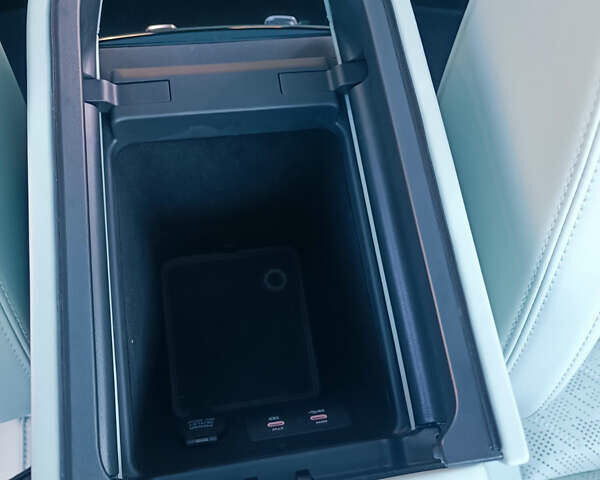 Zeekr 001 2024 в Хмельницком на Automoto.ua Зеленый Zeekr 001, объемом двигателя 0 л и пробегом 13 тыс. км за 45000 $, фото 40 на Automoto.ua