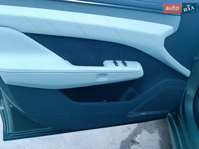 Zeekr 001 2024 в Хмельницком на Automoto.ua Зеленый Zeekr 001, объемом двигателя 0 л и пробегом 13 тыс. км за 45000 $, фото 43 на Automoto.ua