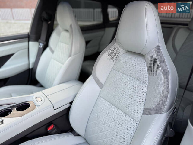 Зелений Zeekr 001, об'ємом двигуна 0 л та пробігом 13 тис. км за 42500 $, фото 9 на Automoto.ua