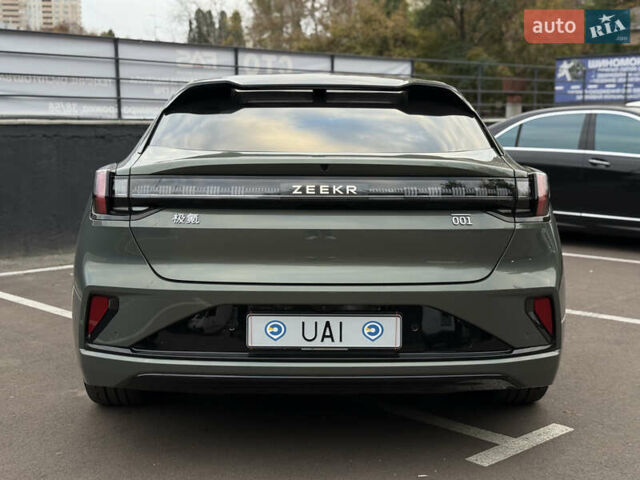 Zeekr 001 2024 у Києві на Automoto.ua Зелений Zeekr 001, об'ємом двигуна 0 л та пробігом 14 тис. км за 44999 $, фото 5 на Automoto.ua