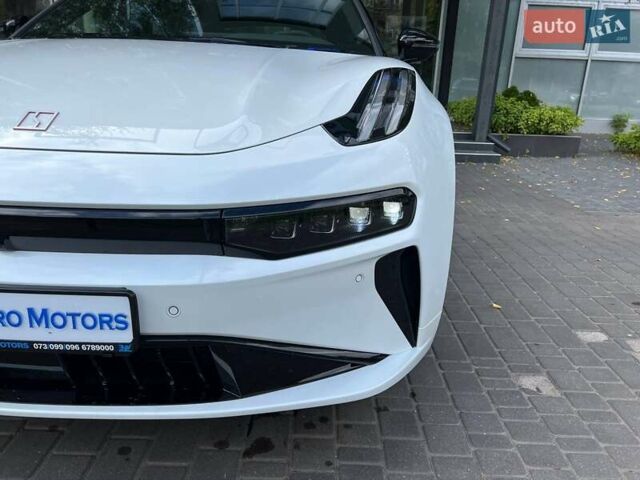 Зеленый Zeekr 001, объемом двигателя 0 л и пробегом 1 тыс. км за 41800 $, фото 3 на Automoto.ua