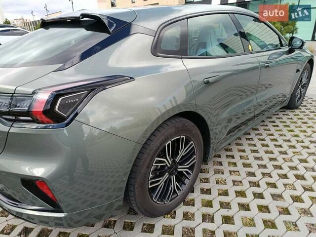 Zeekr 001 2024 в Хмельницком на Automoto.ua Зеленый Zeekr 001, объемом двигателя 0 л и пробегом 11 тыс. км за 38400 $, фото 4 на Automoto.ua