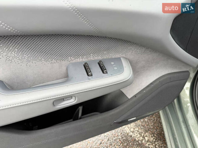 Зеленый Zeekr 001, объемом двигателя 0 л и пробегом 15 тыс. км за 40999 $, фото 13 на Automoto.ua