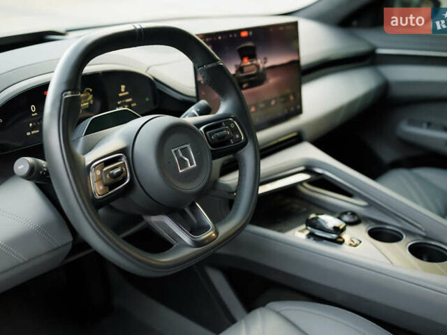 Зелений Zeekr 001, об'ємом двигуна 0 л та пробігом 39 тис. км за 37800 $, фото 17 на Automoto.ua