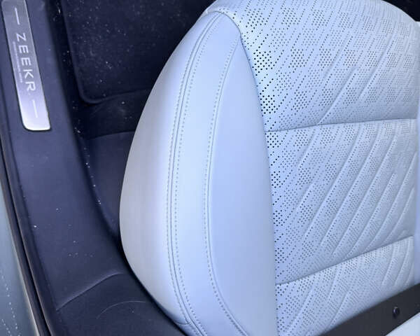 Зелений Zeekr 001, об'ємом двигуна 0 л та пробігом 11 тис. км за 49500 $, фото 26 на Automoto.ua