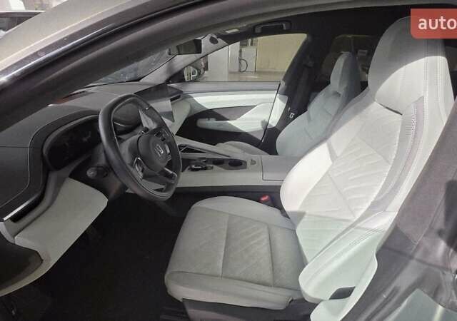 Зелений Zeekr 001, об'ємом двигуна 0 л та пробігом 12 тис. км за 42999 $, фото 11 на Automoto.ua