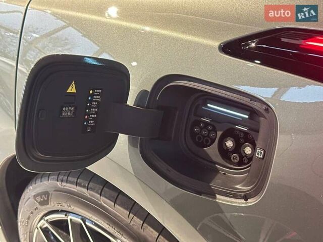 Зеленый Zeekr 001, объемом двигателя 0 л и пробегом 1 тыс. км за 39900 $, фото 37 на Automoto.ua