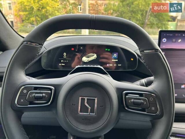 Зеленый Zeekr 001, объемом двигателя 0 л и пробегом 1 тыс. км за 41800 $, фото 12 на Automoto.ua
